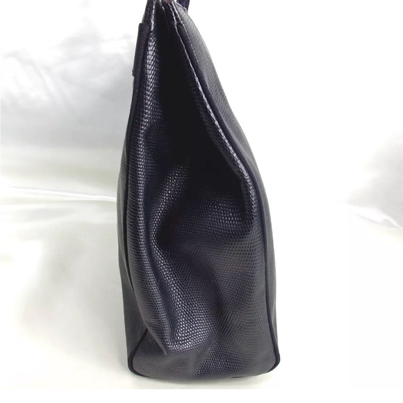 ‼️SALE ‼️ Salvatore Ferragamo Vera Large Shoulder Bag - Picture 3 of 11